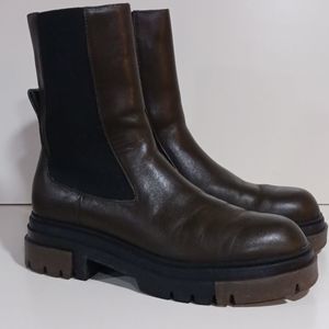 Zara Khaki Chelsea leather boots with lug sole size 41/10